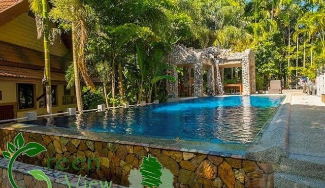 Beautiful 5 Bedrooms Modern Thai Style Villa on Private Hill Phuket
