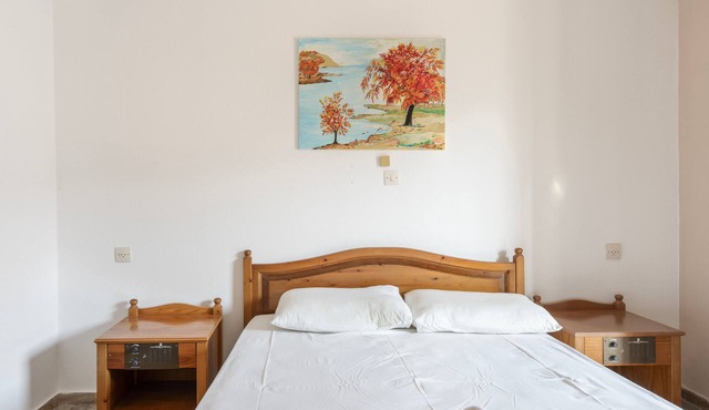 Bed and Breakfast 'Double Room No 8' with Sea View, Wi-Fi and Air Conditioning in Kalymnos