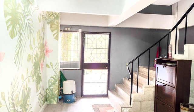 Bossa House Hostel & Cafe in Bangkok