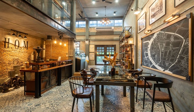 Boutique Terrace Suite | Old Town BKK – H.O.M