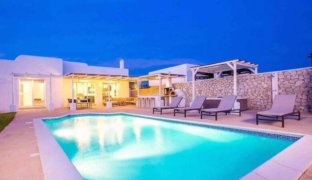 Bungalow for 8 guests with 160m² in Δήμος Καλλιθέας Δωδεκανήσου (249044)
