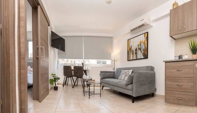 Central 1 bedroom flat, near sea in Limassol