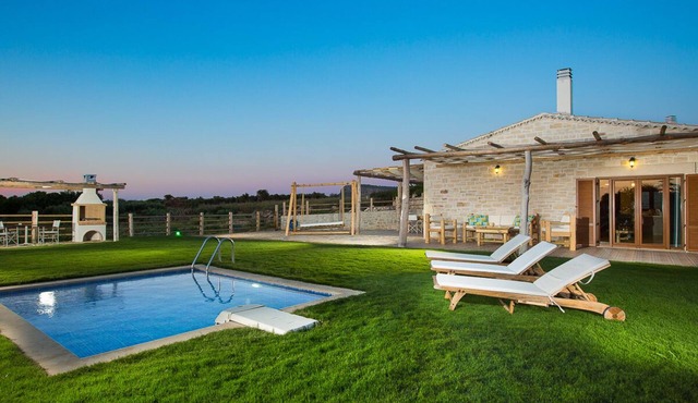 Chainteris Villa I, with Private Pool & Vast Views in Rethymno