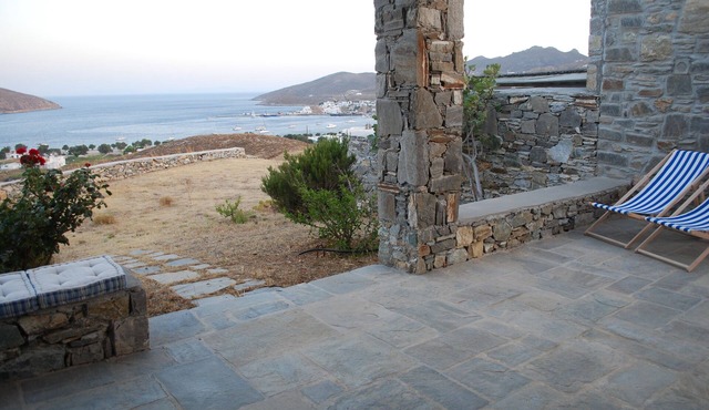 CHARMING SUMMER HOUSE in Serifos