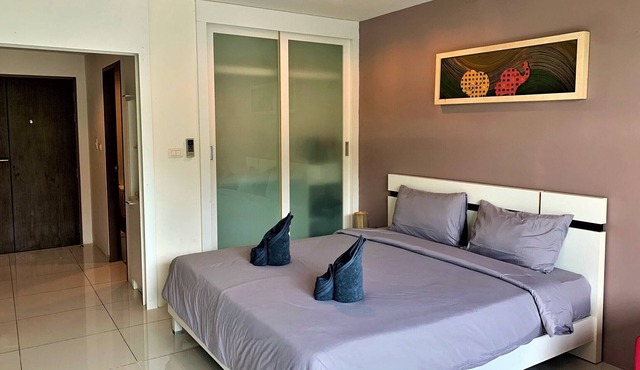 Chic Studio Seaview Condo | GYM Kitchen Balcony