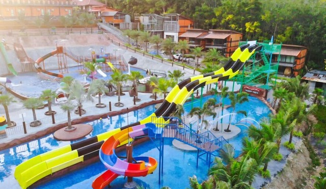 Chomview Lanta Water Park Resort