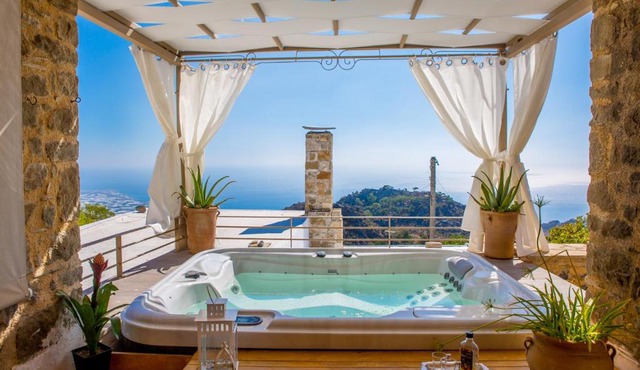 Comfortable house with sea view in Anatoli + jacuzzi in Ierapetra