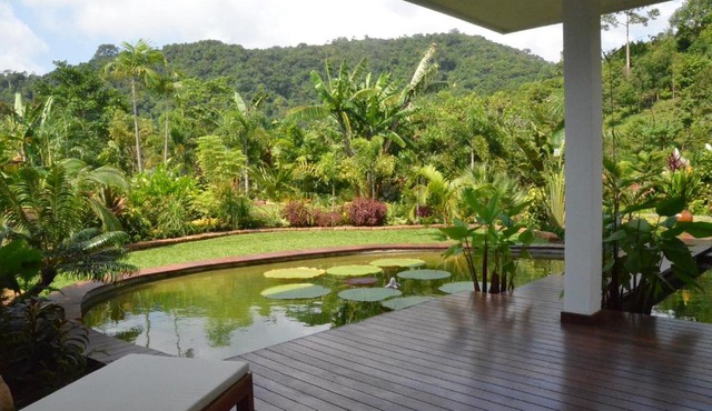 Cominsia Lodge