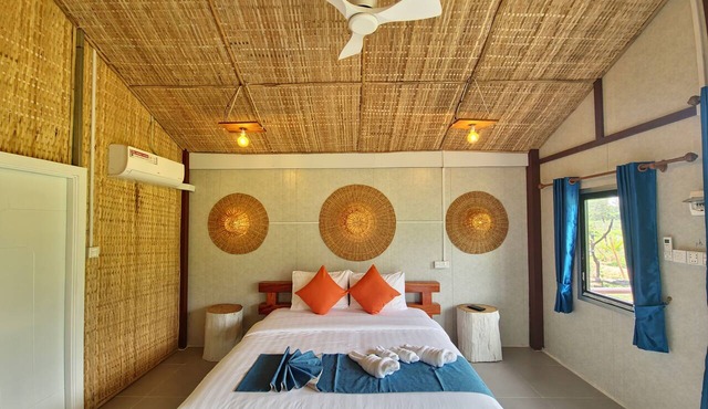 Cow Barn Cafe and Lodge Preah Vihear