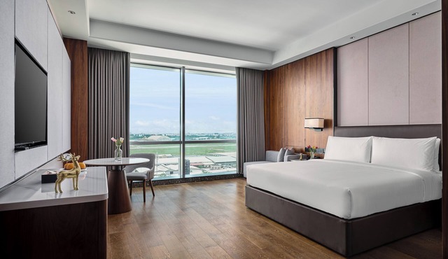 Crowne Plaza Phnom Penh by IHG