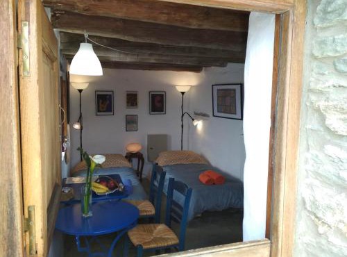 Cyclades Olive Museum's Guest House