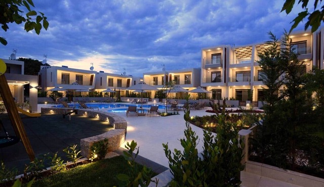 Darion Residence A7 - Apartament Steps from the Sea in Nikiti