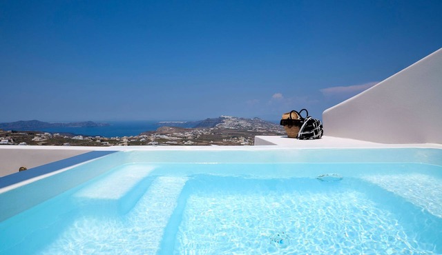 Deluxe Suite With Outdoor Hot Tub - La Torre