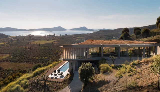 Designer Villa Ori seaview private pool sleeps 8 in Messinia