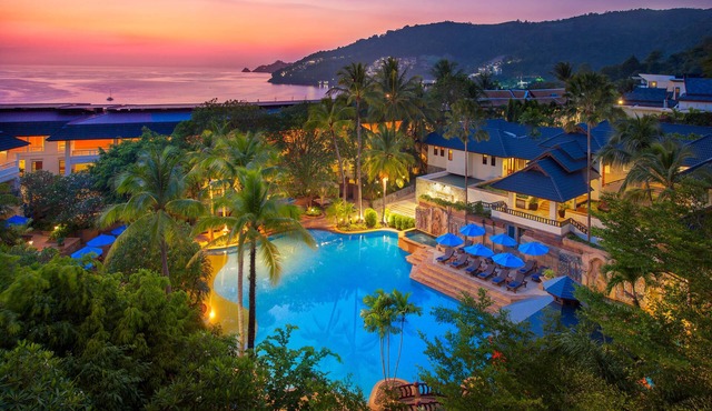 Diamond Cliff Resort & Spa, Patong Beach