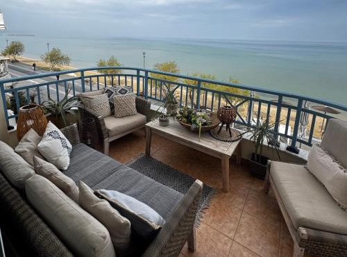 Diamond Sunset Apartments in Perea