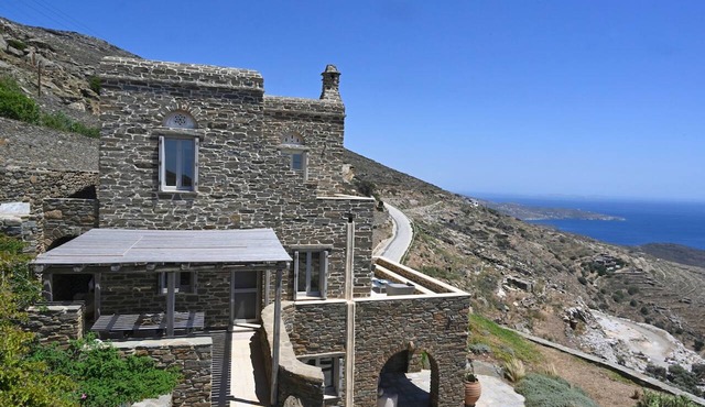 Dioni Tinos, sea view elegant villa