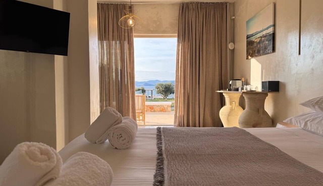 Eight Dimensions Capari Suites Elafonisos in Elafonisos