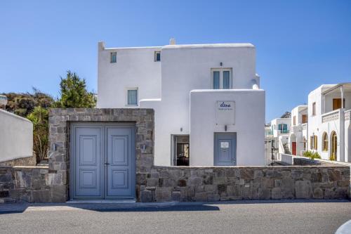 Elena Studios & Suites in Ornos