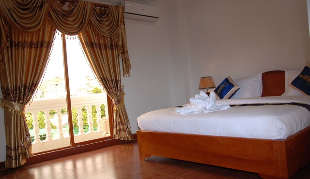 Emerald BB Battambang Hotel