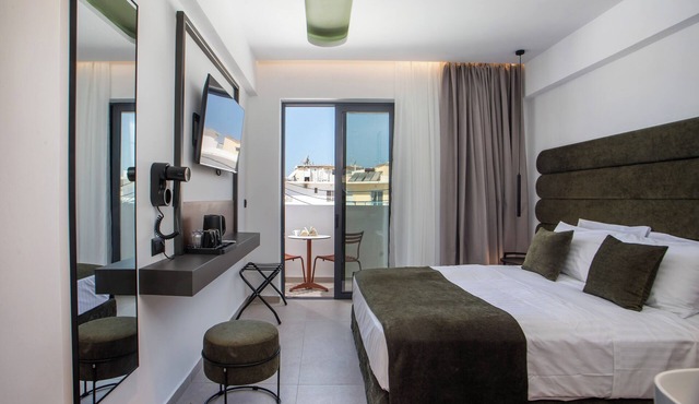 Ermou 44 City Hotel in Faliraki