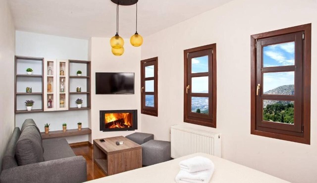 Erofili Hotel - Junior Suite with Panoramic View in Portaria