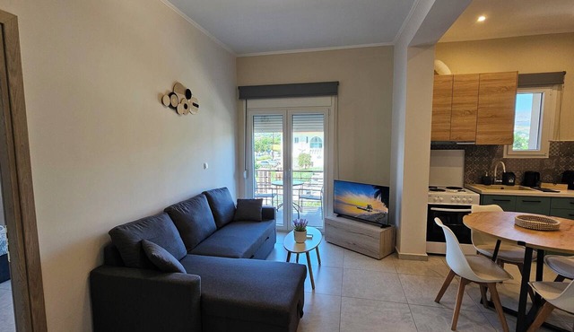 Estia Chios Apartments B6 in Lefkonia