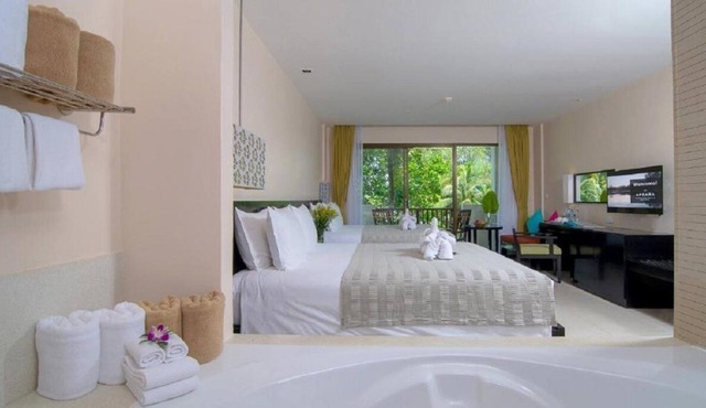 Family Deluxe Resort Stay AR#8
