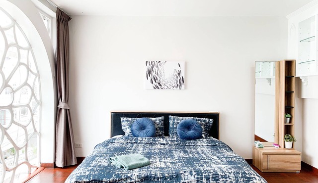 Family Friendly! Hot spot in Bangkok, cozy, modern & Big house!