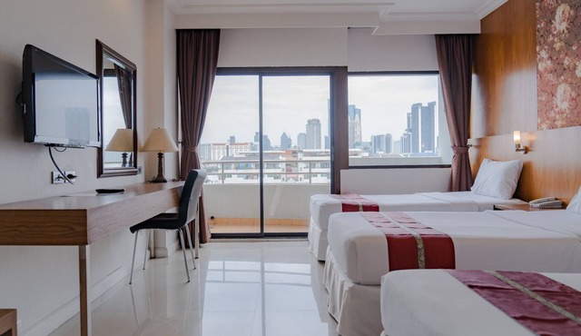 Forum Park Hotel