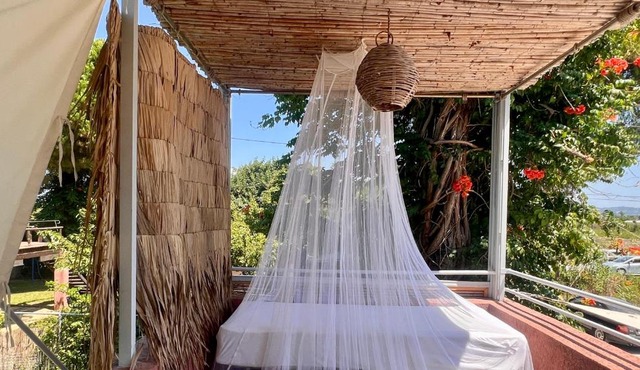 Garden Studio -Designed for rest, built for two in Kourouta