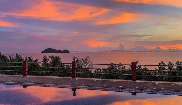 Golden Hill Resort