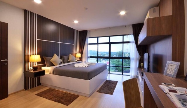 Golden Manora Hotel Bangtao Beach