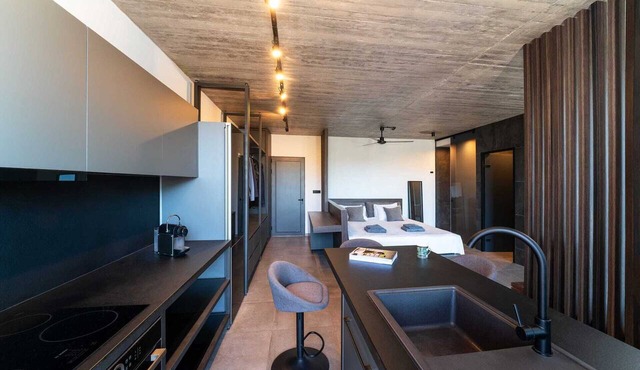 Golden Sun Adults-Only Luxury Apartment in Rhodes in Rhodes