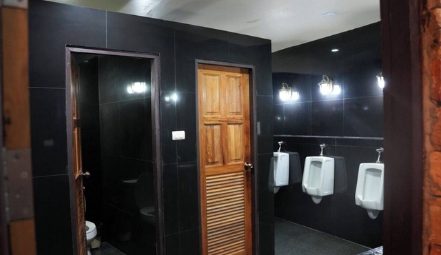 Hangover Hostel Patong in Patong