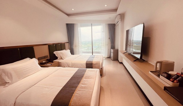 HC HOTEL