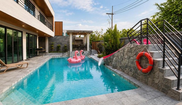 Hello Pattaya Pool Villa Brand New 5BR Luxury in Pattaya