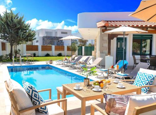 Holiday Home Eliomar Villa am Strand by Interhome in Chania