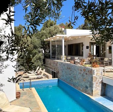 Horizon Oasis, near Heraklion in Achlada