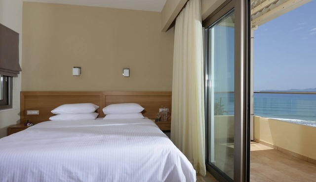 Hotel Almira in Pineios