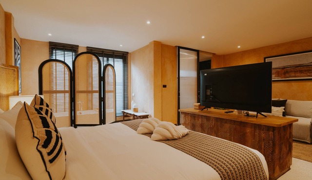 Hotel Clay Chiang Mai