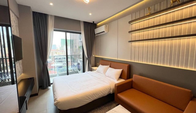 Hotel with 4 bedrooms and AC in awesome Phnom Penh