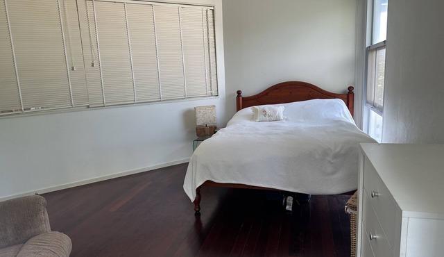 House on the Beach! 5 mins walk on beach to hotels and coffee shops/