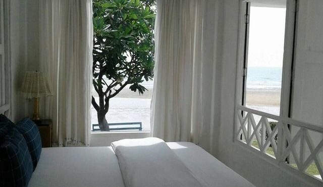 Hua Plee Lazy Beach
