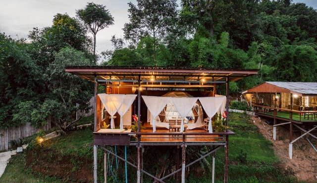 Hubkhaosawan homestay