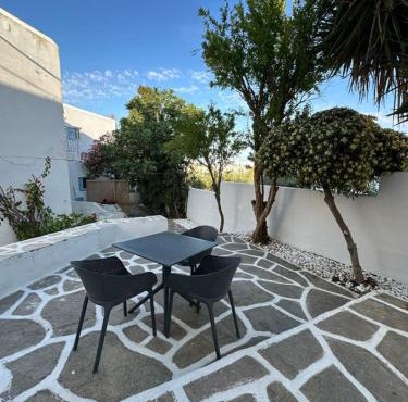islanderhouse77 in Naousa