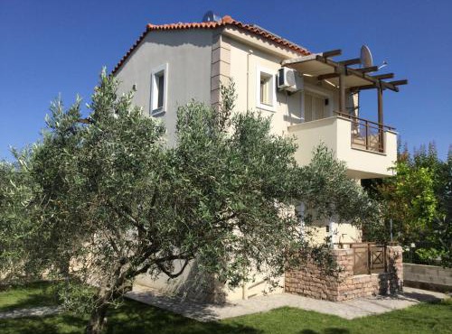 Karavaki in Agia Anna