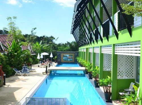 Khaolak C-nior Bungalows