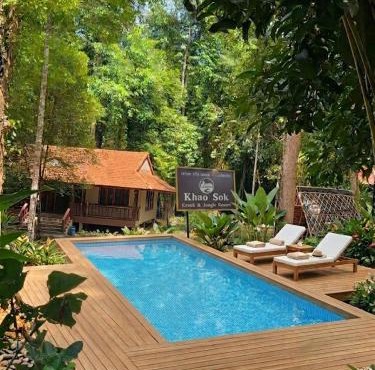 Khaosok Creek and Jungle Resort