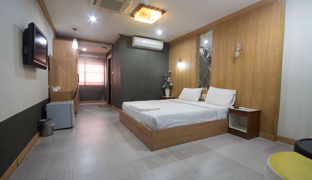 Khon Kaen Ruenrom Hotel in Khon Kaen